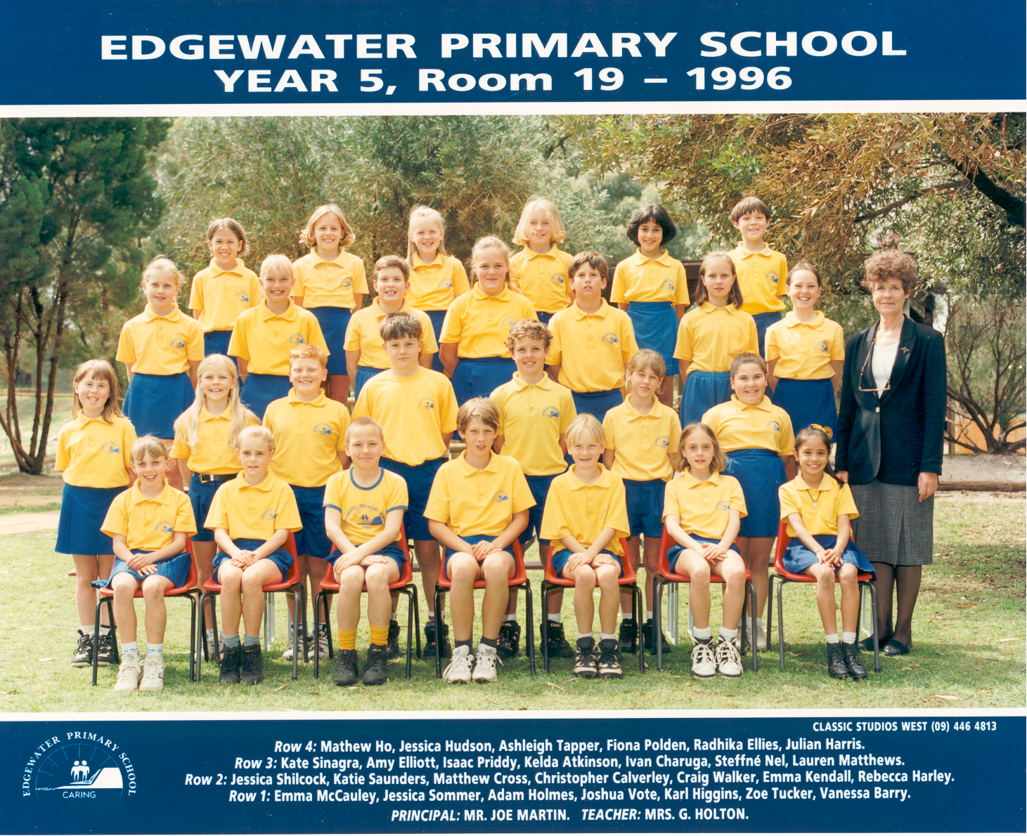 /uploaded_files/media/gallery/1694157111Year 5 Room 19 Mrs G Holton.bmp
